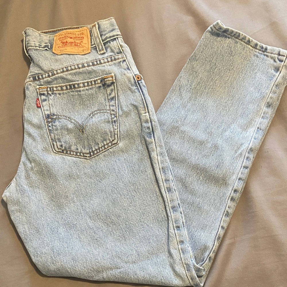 Levi’s 550 Classic Relaxed Tapered Fit Jeans